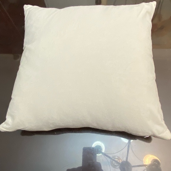 Whimsical cat pillow with removable cover - Picture 2 of 3